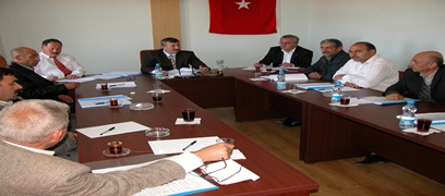 BELED�YE MECL�S� 2013��N �LK TOPLANTISINI YAPTI